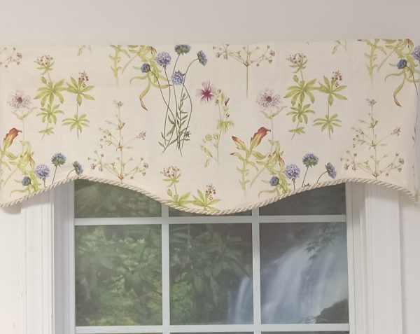 Abbey Garden Vivian Valance