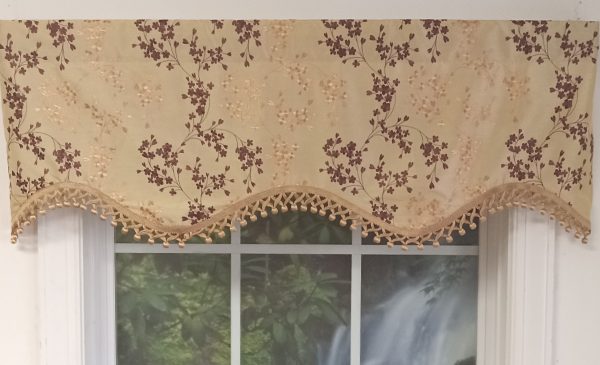 Reese Honey Shaped Valance