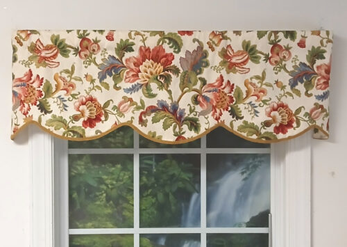 Noblese Eggshell Unlined Cornice Valance